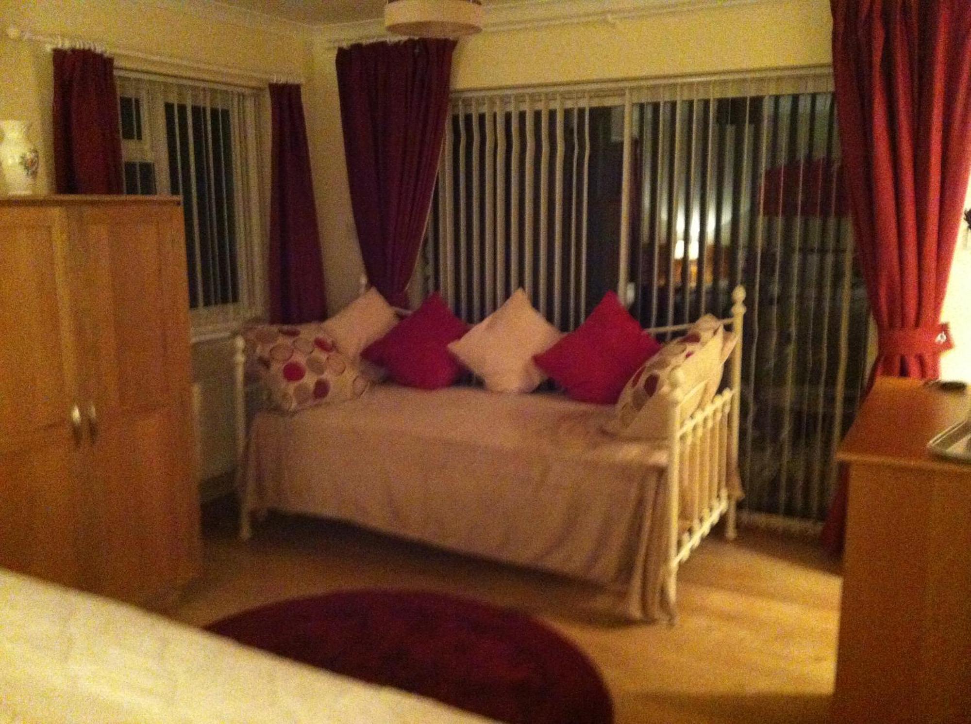 The Westwoods Bed and Breakfast Exteriör bild