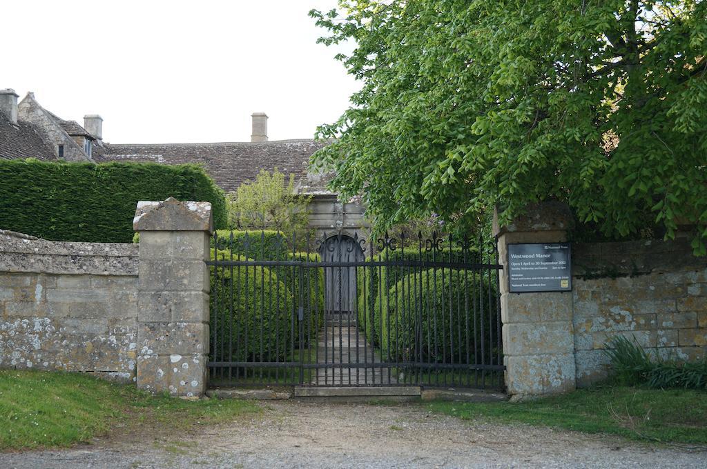 The Westwoods Bed and Breakfast Exteriör bild